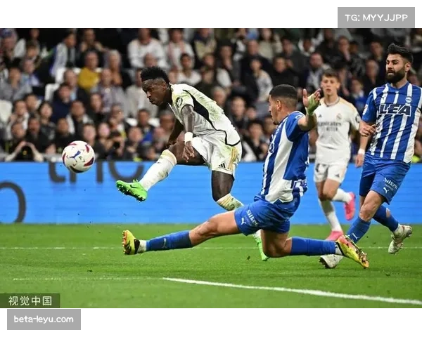 维尼修斯破门难救主 皇马后场失误葬送关键三分